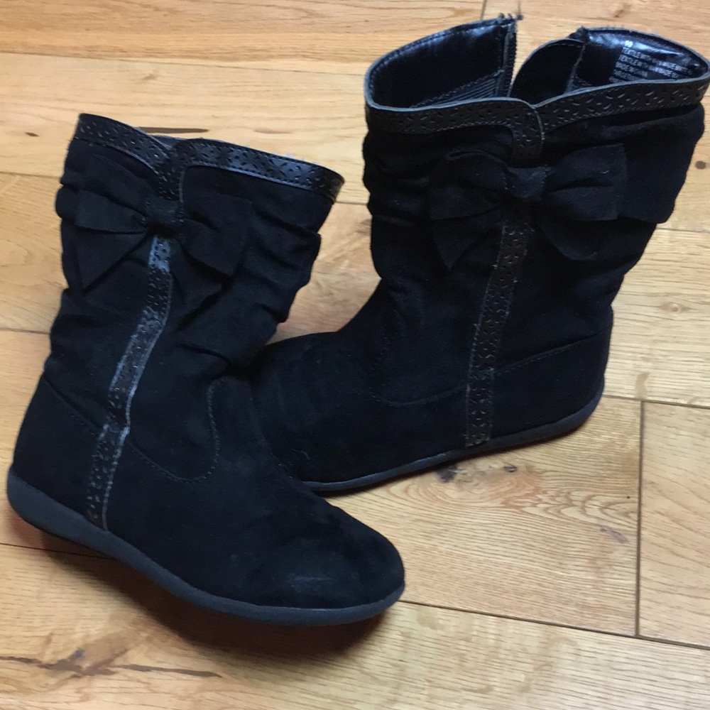 Girls Toddler Size 10 Suede Boot